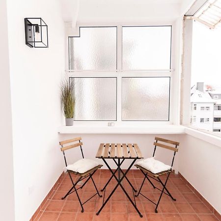 Peter Apartments - Wohnung 90Qm, 3 Schlafzimmer, Kueche, Wohnzimmer, Balkon, Netflix 富尔达 外观 照片
