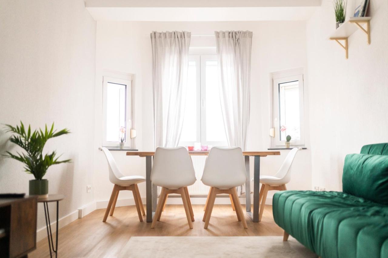 Peter Apartments - Wohnung 90Qm, 3 Schlafzimmer, Kueche, Wohnzimmer, Balkon, Netflix 富尔达 外观 照片
